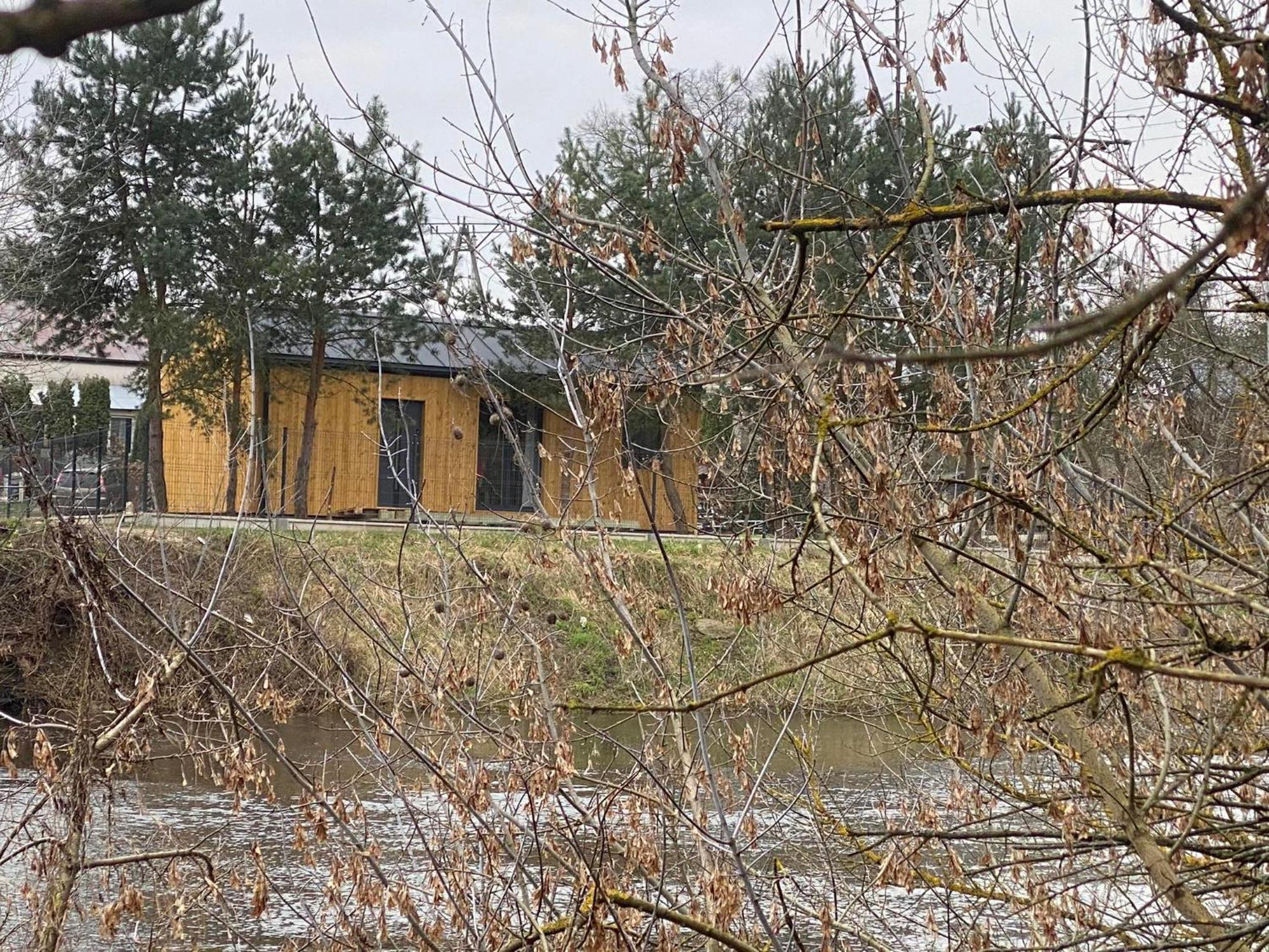 Domek Caloroczny Nad Rzeka Wkra Pomiechówek Kültér fotó